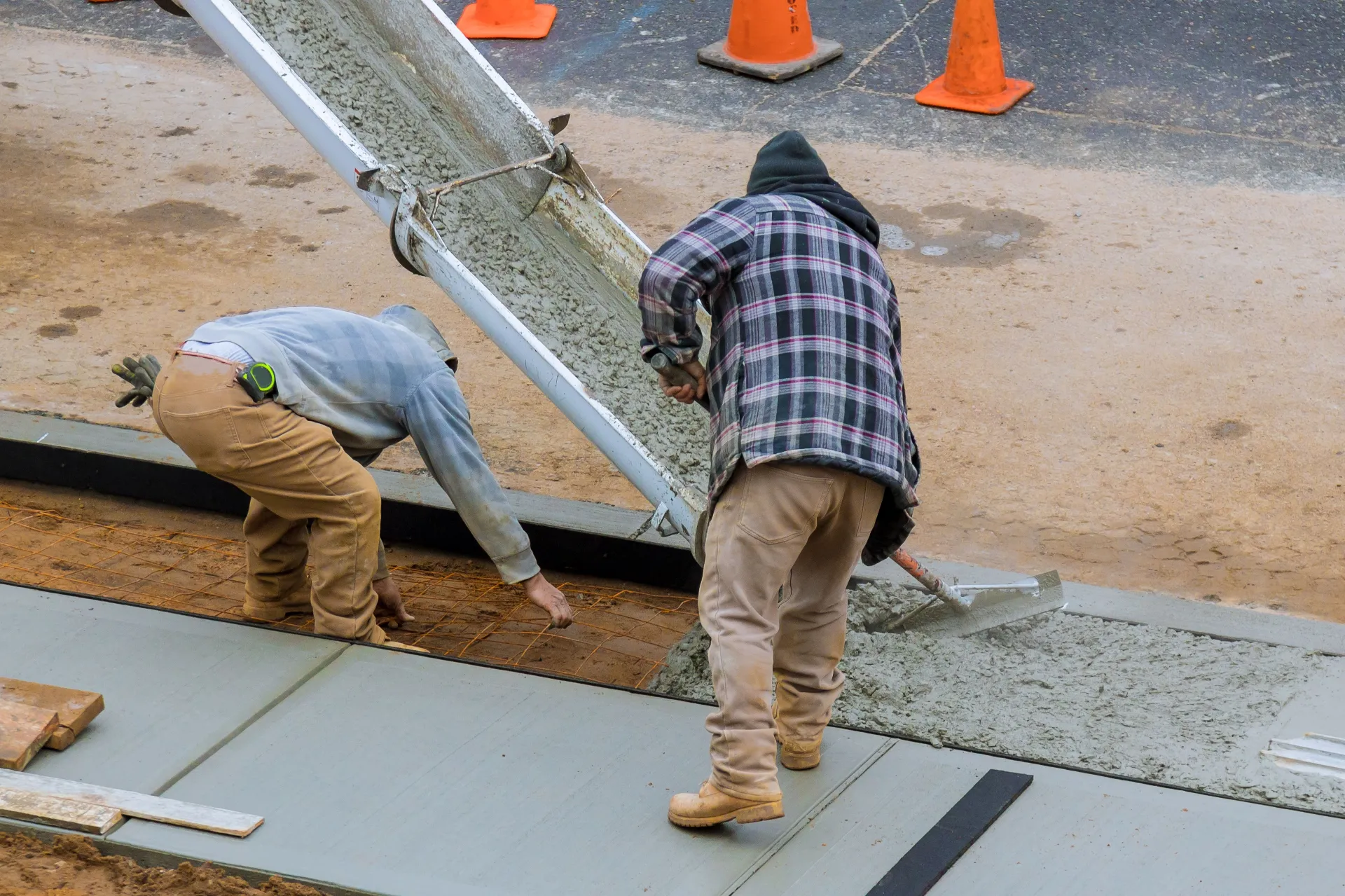 concrete-walkway-installation-denver (1)