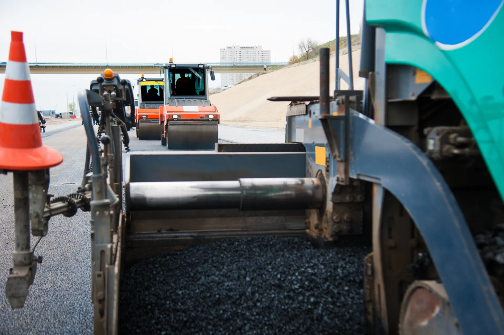 expert-asphalt-paving-thornton-co